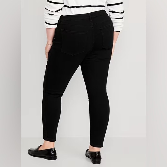 Old NAVY High-Waisted Wow Super-Skinny Black-Wash Ankle Jeans-PLUS SIZE-SHORT - Picture 2 of 7